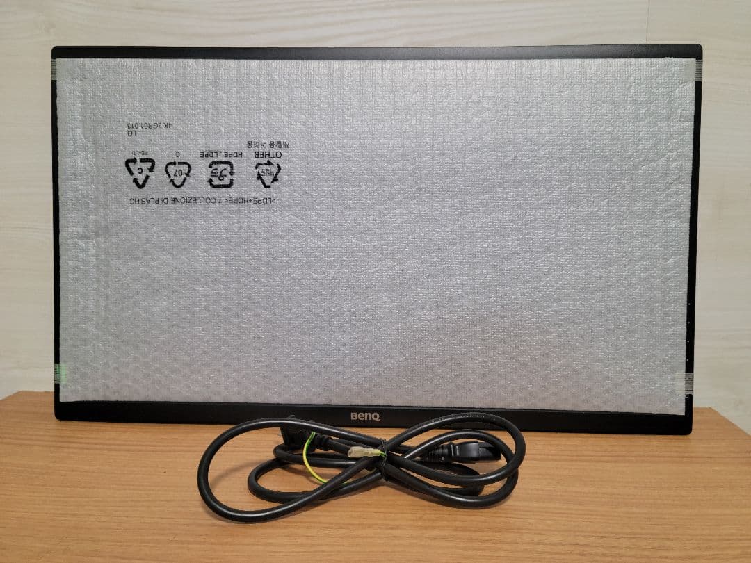 BenQ デザイナーズモニターディスプレイ　PD2700Q 27インチ/WQHD