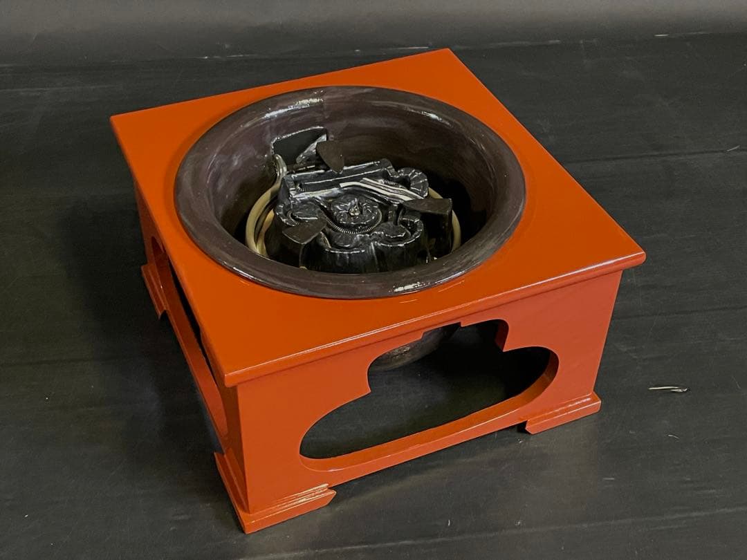 「母」 朱漆 置炉 野々田 電熱器 表千家 100V400W 茶道具 (Ｂ)