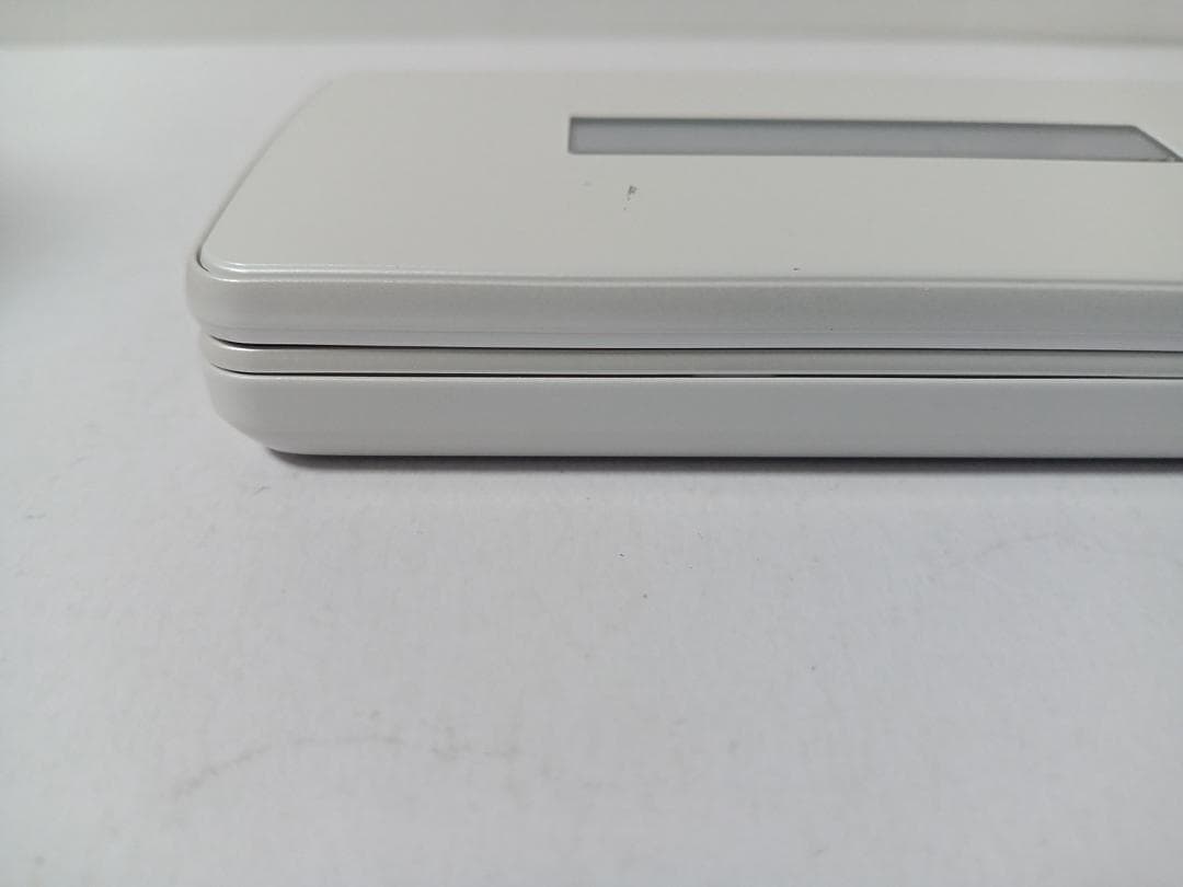 ☆ Y!mobile AQUOS ケータイ4 A206SH ホワイト