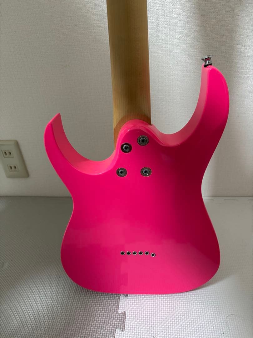 Ibanez Mikro ピンクエレキギター