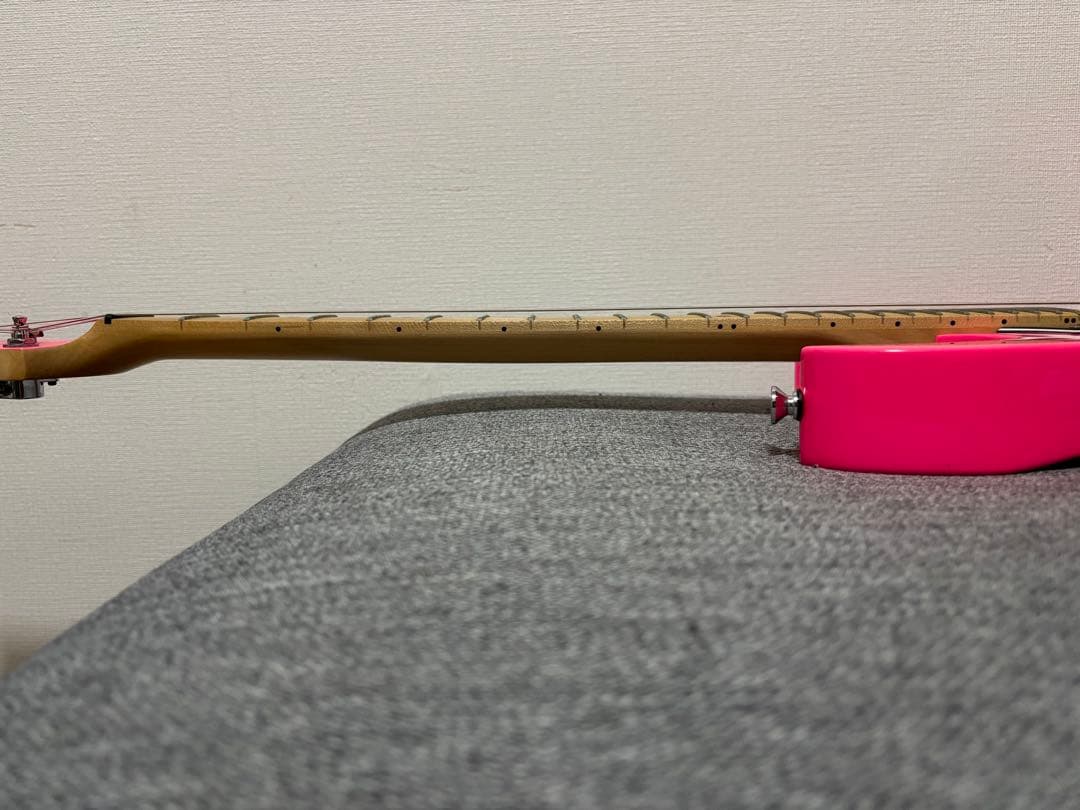 Ibanez Mikro ピンクエレキギター