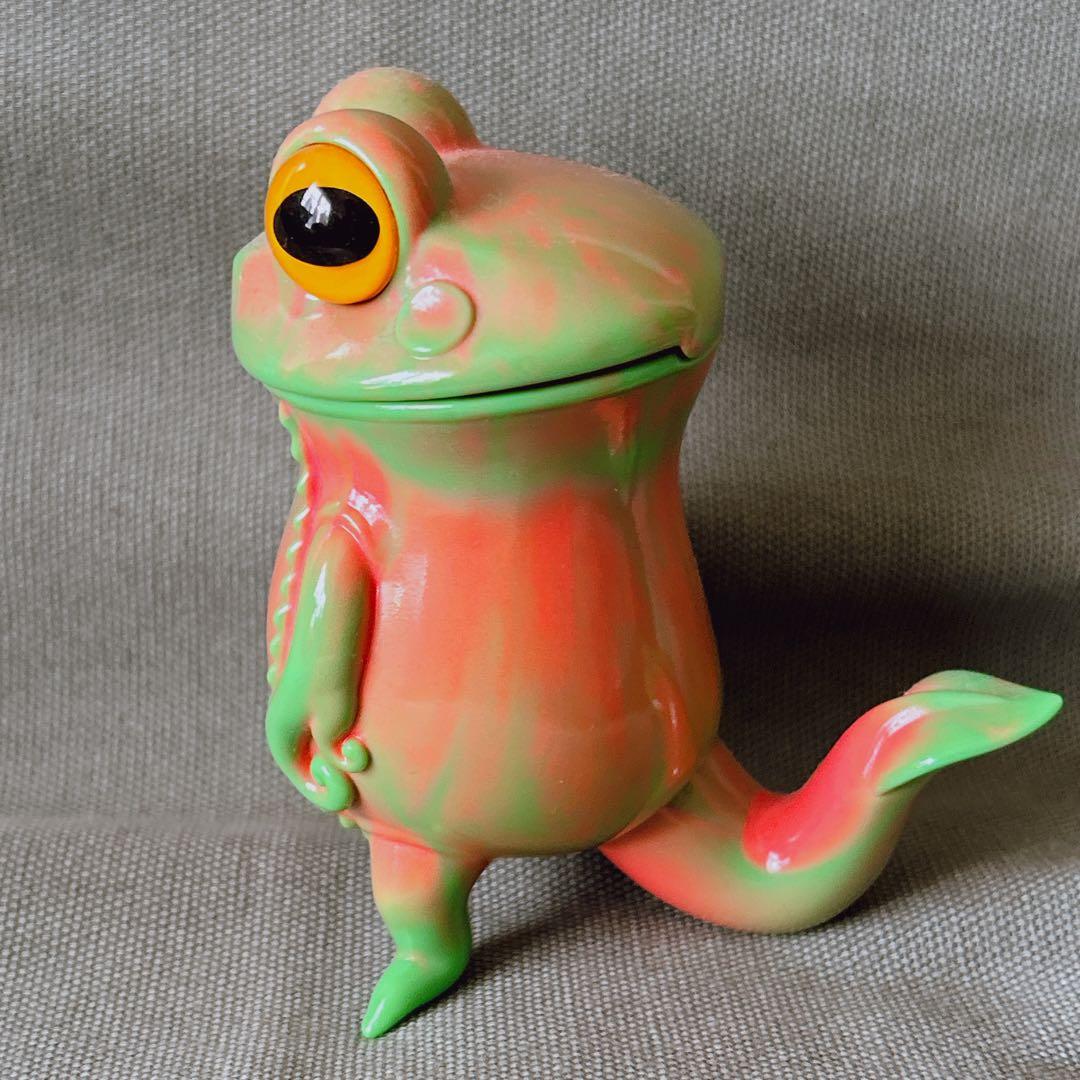 スカルチュラ 歩行食中植物 ウツボカエル マーブル ドールアイ ソフビ 人形