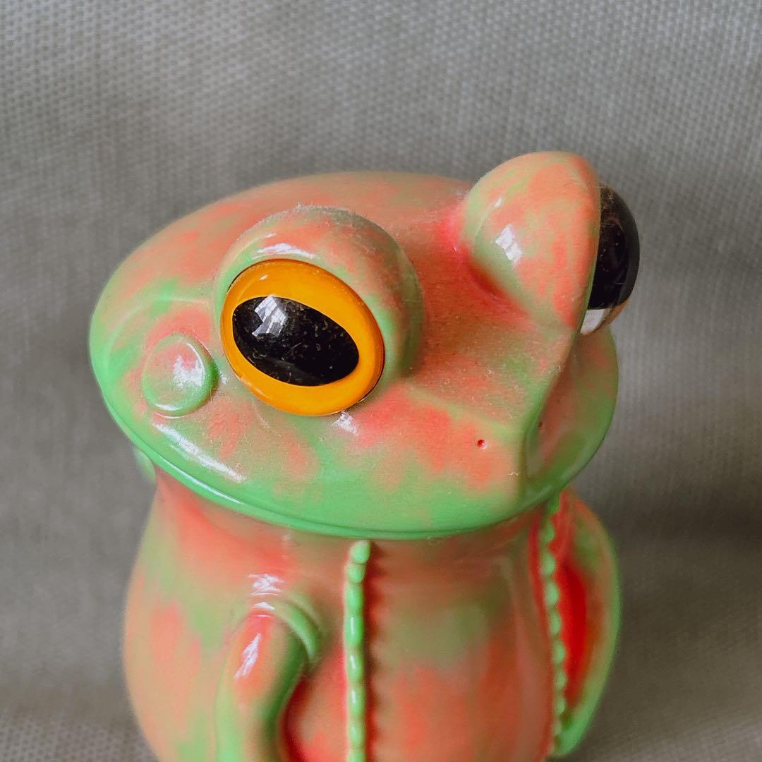 スカルチュラ 歩行食中植物 ウツボカエル マーブル ドールアイ ソフビ 人形