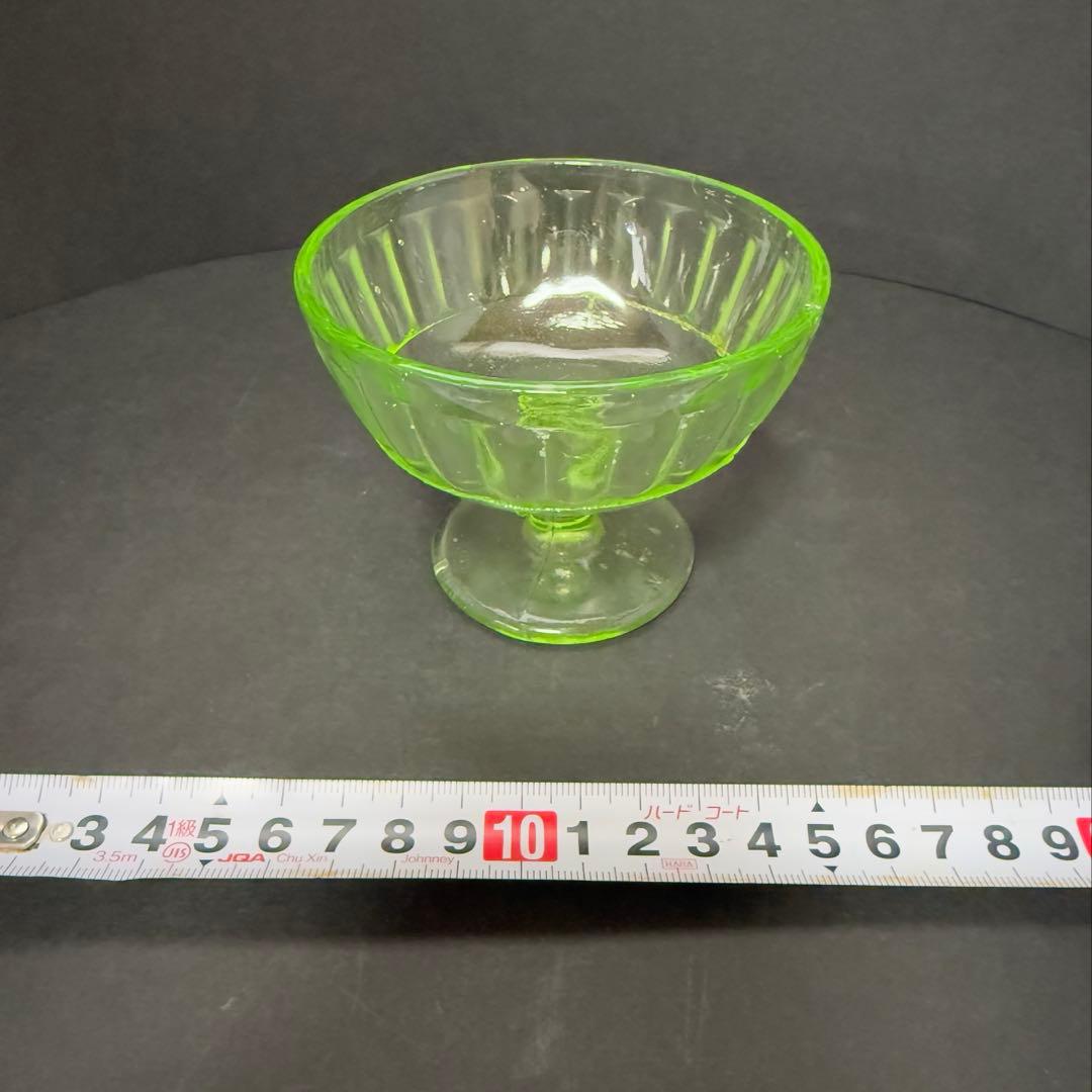 ウランガラス　デザートカップ　送料込み