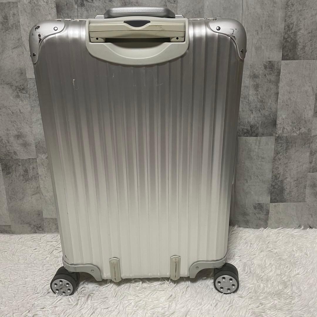 リモワ　トパーズ　4輪　63L シルバー　スーツケース　大容量　マルチホイール