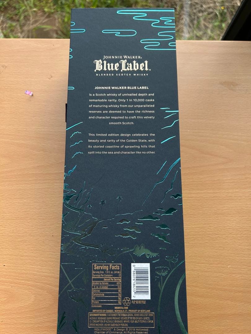 ジョニーウォーカーウイスキーブルーラベル カリフォルニア