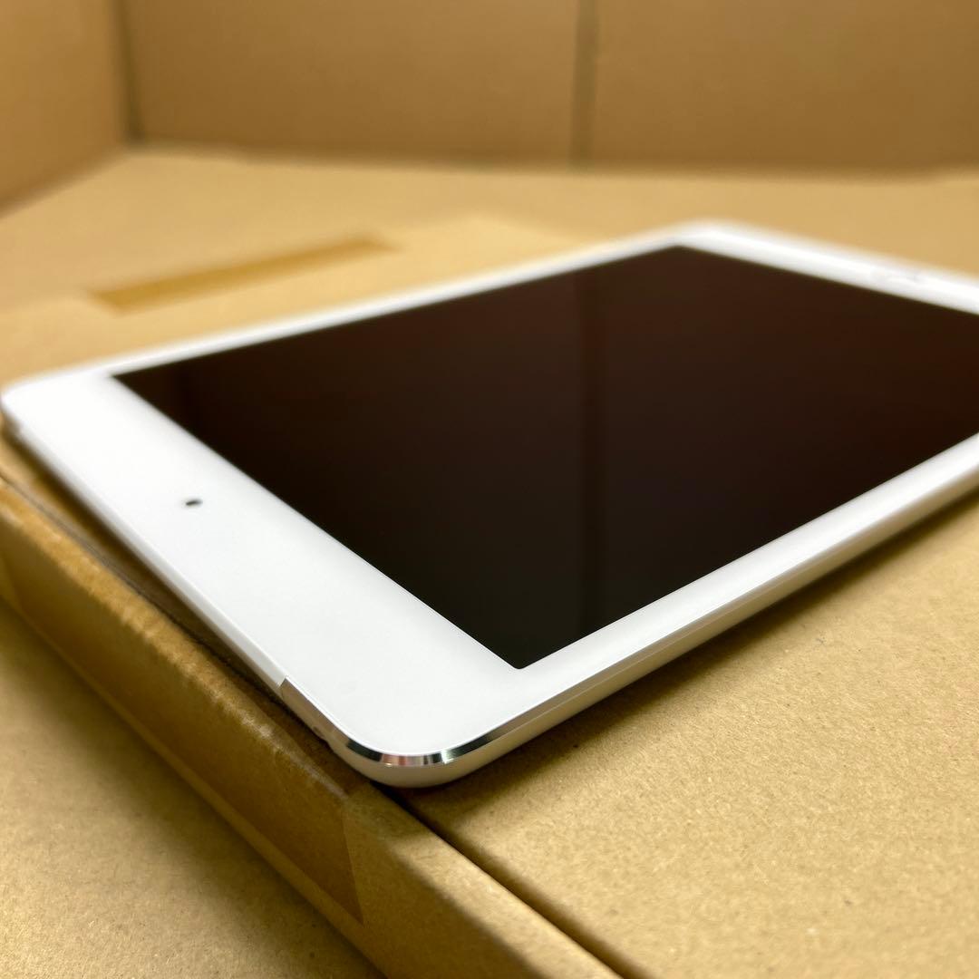 iPad本体 Apple iPad mini 4 Wi-Fi + Cellular 32GB