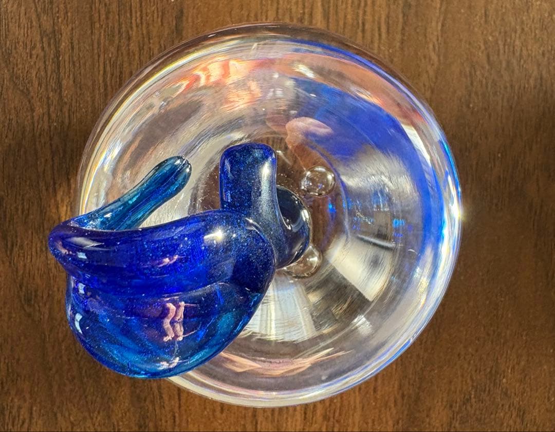 りんごの置物　リチャード・ラカム作　スウェーデン