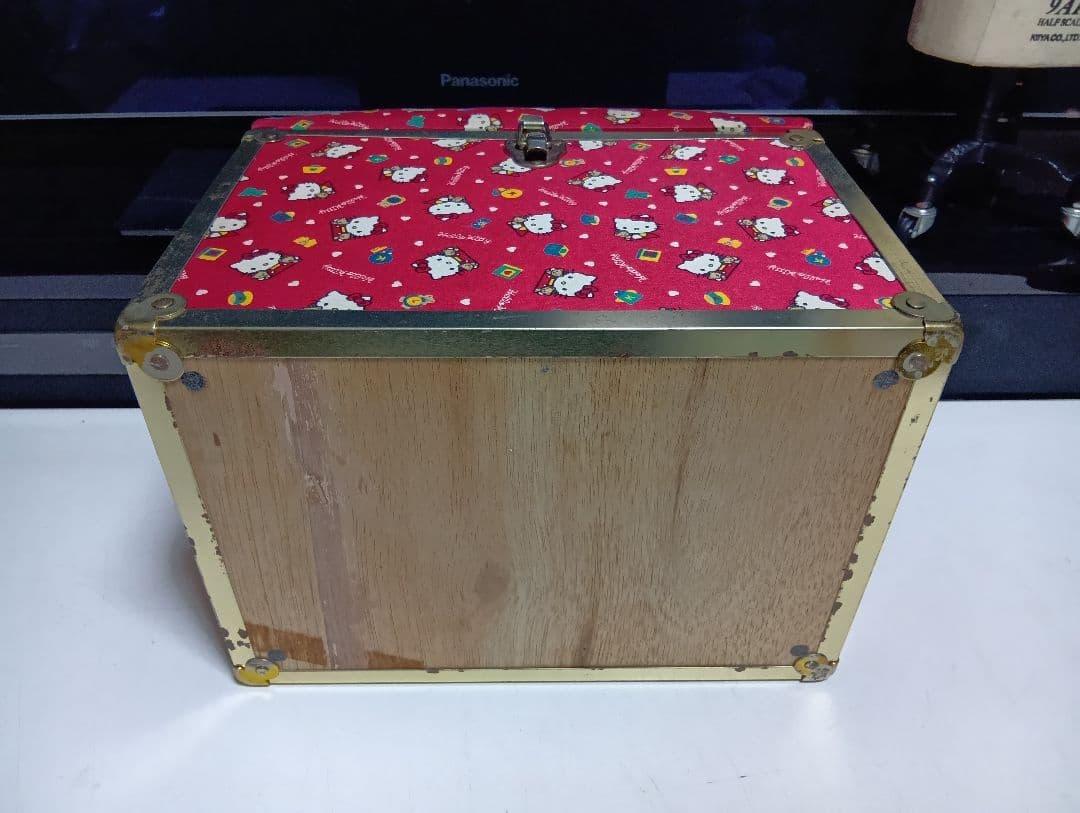 希少　1970's　初代　ハローキティ　コレクション　　ボックス　スツール