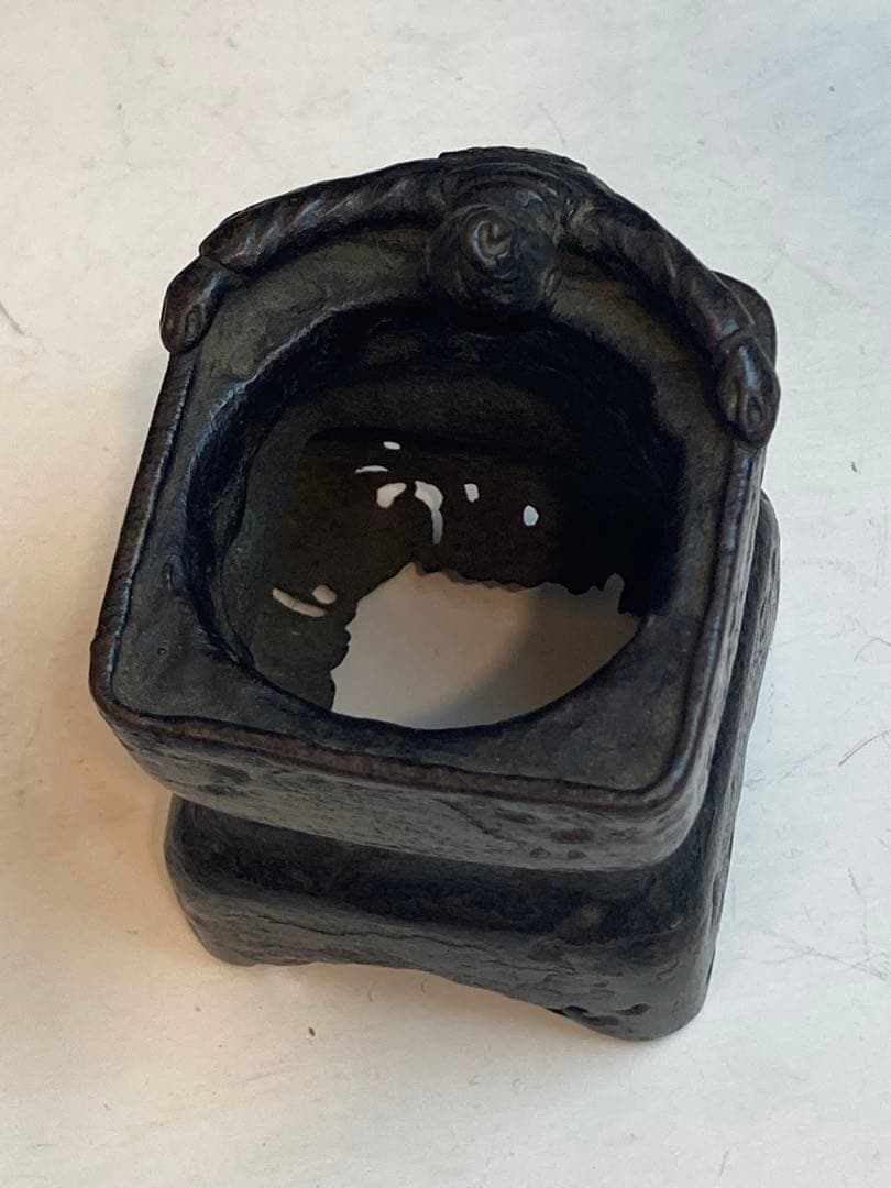 古銅一閑人蓋置 古作 茶道具