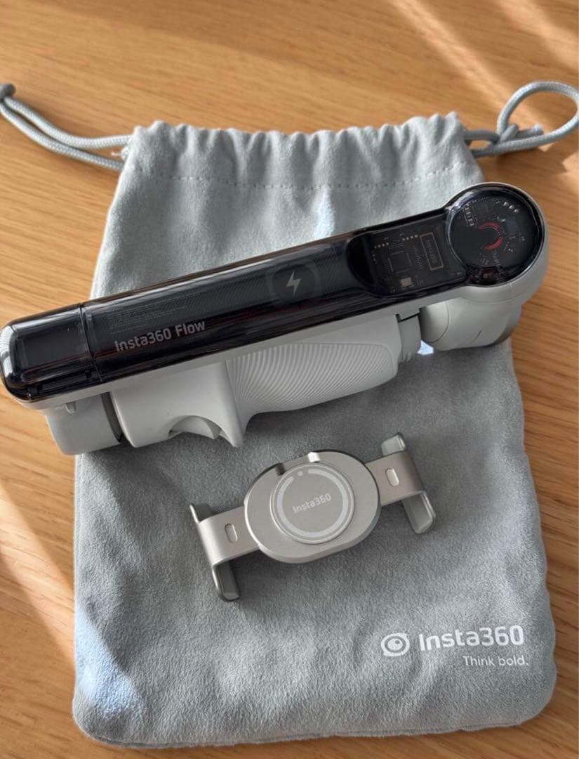 【美品】Insta360 Flow インスタ スタビライザー ジンバル 自撮り棒