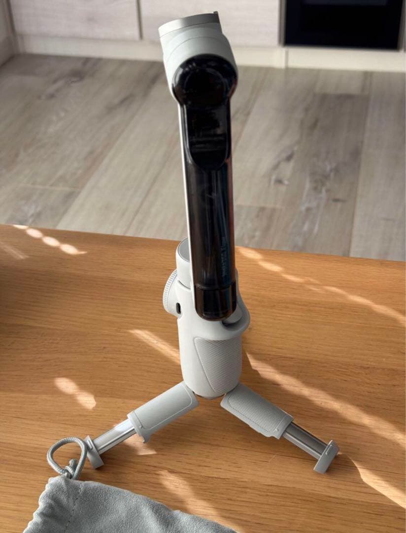 【美品】Insta360 Flow インスタ スタビライザー ジンバル 自撮り棒