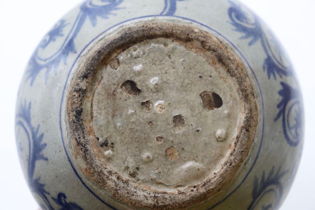 古安南　染付壺　花卉紋　送料込み250820