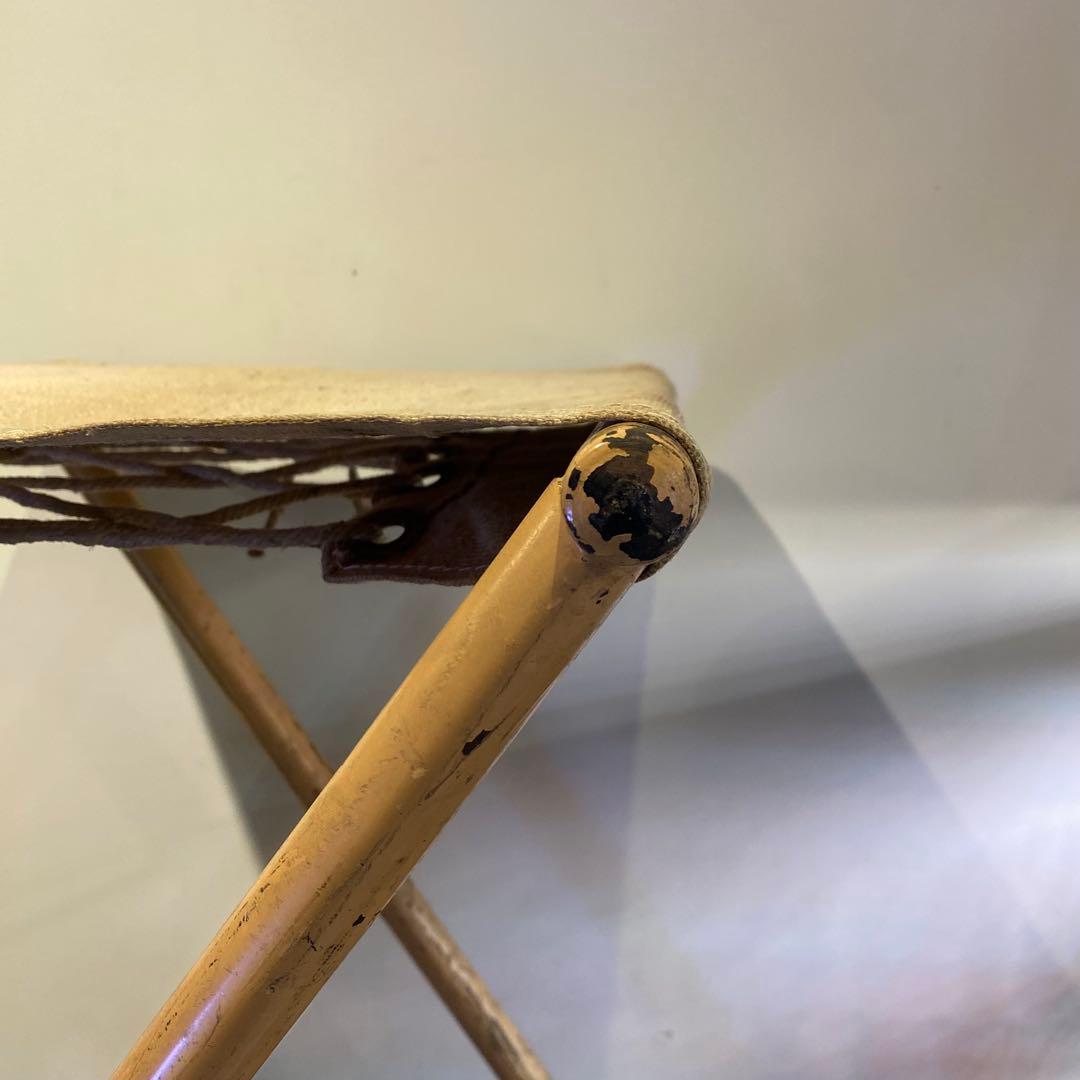 座面がキャンバス地のフォールディングチェア 折りたたみ椅子 アンティーク