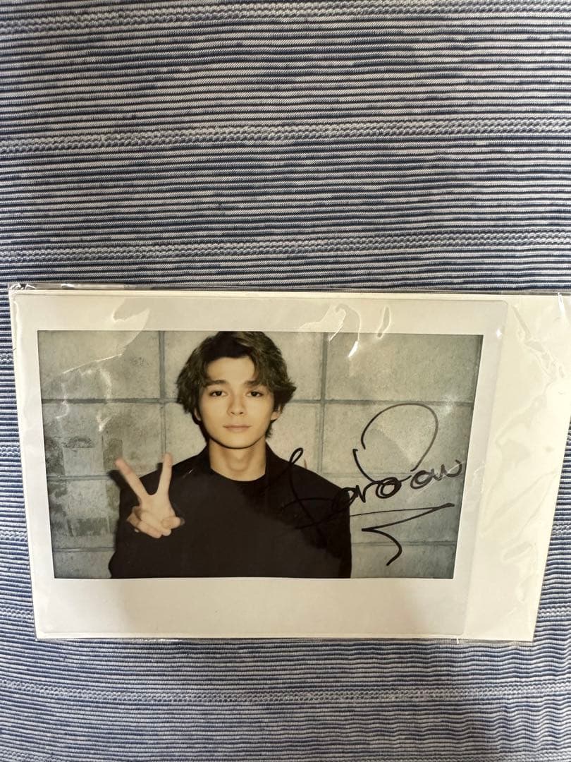 眞栄田郷敦 直筆サイン入りチェキ フォト 非売品