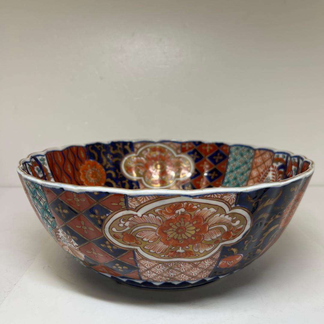 古伊万里　染錦　菊割大鉢　幅約30.7㎝　タサオ　東さ8-0119①