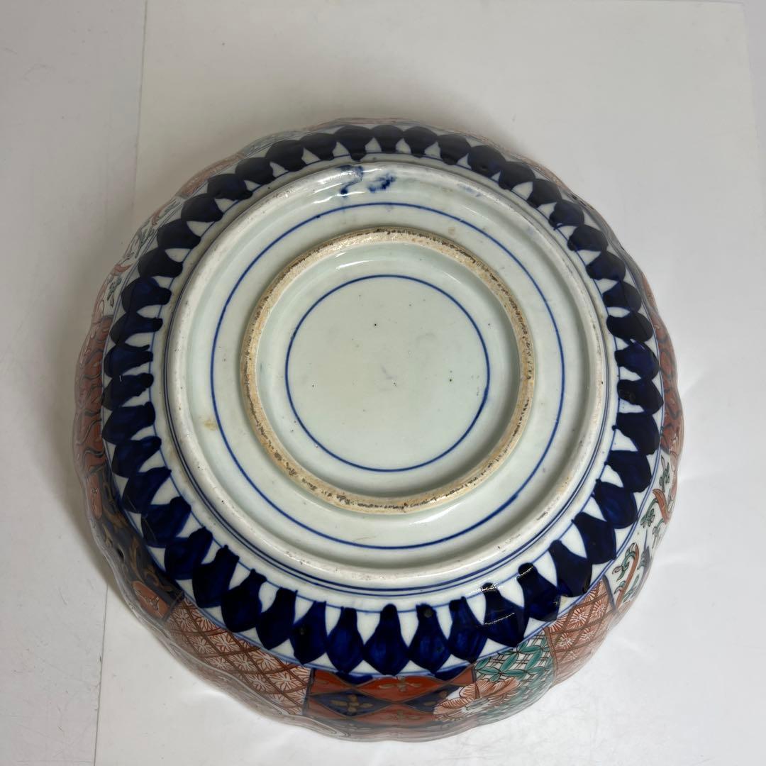 古伊万里　染錦　菊割大鉢　幅約30.7㎝　タサオ　東さ8-0119①