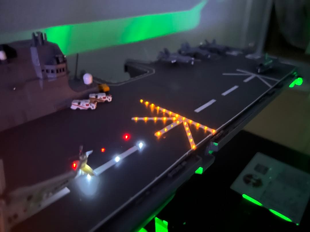 【完成品】護衛艦いずもをつくる ディスプレイケース アダプター付き