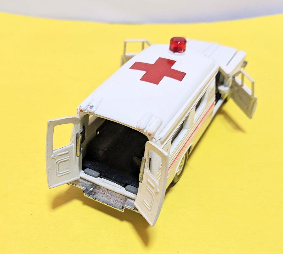 昭和当時物　ヨネザワトイズ　トヨペットクラウン　AMBULANCECAR
