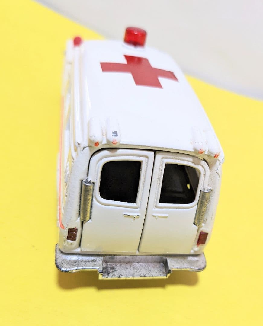 昭和当時物　ヨネザワトイズ　トヨペットクラウン　AMBULANCECAR