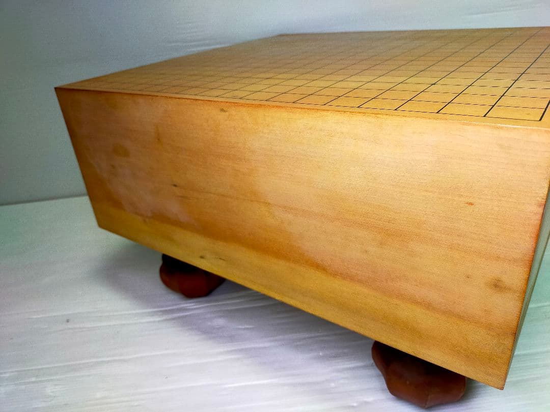 【迫力の6寸】足付き碁盤 新カヤ（推定） 18cm ヘソ付 木製カバー付 囲碁