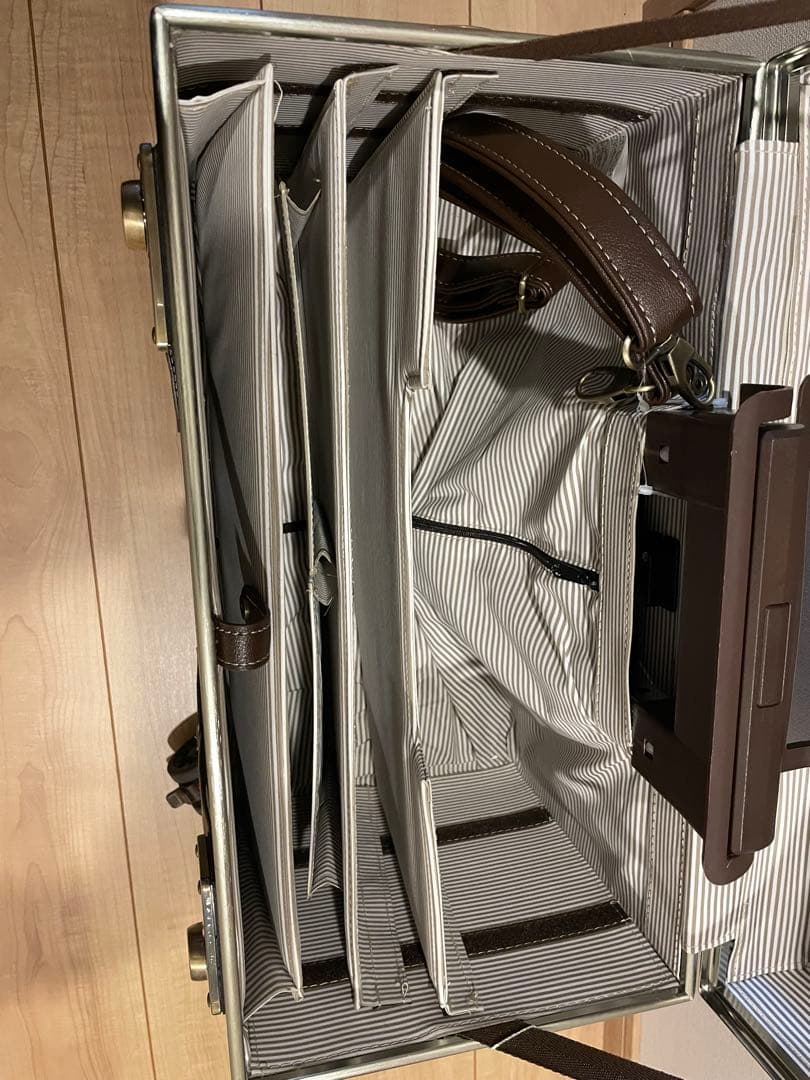 ちい　トップオープン・トランクキャリー 紺色　モアエルグMOIERG