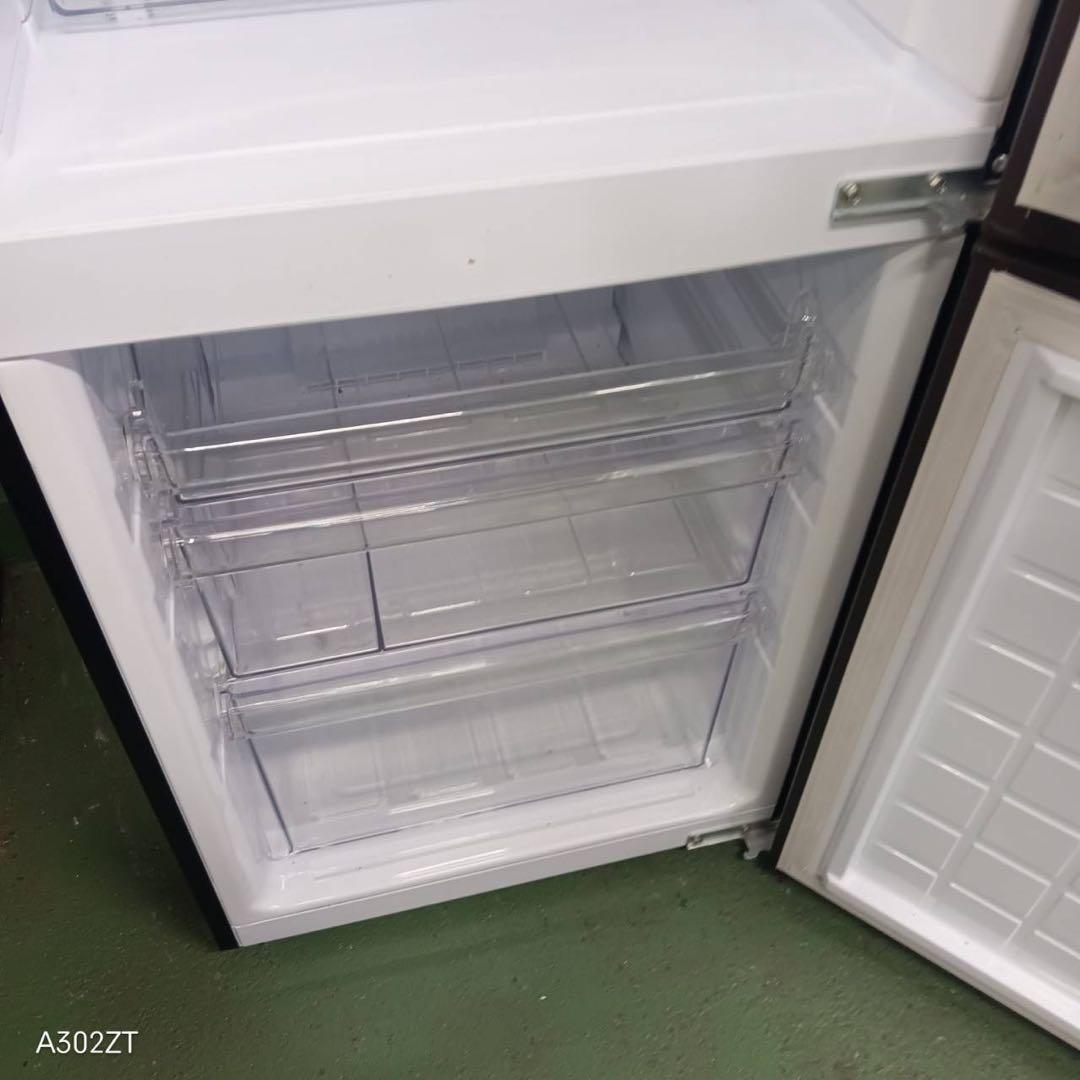 429 SHARP 冷蔵庫　中型　200L〜300L 右開き　美品　関東配送