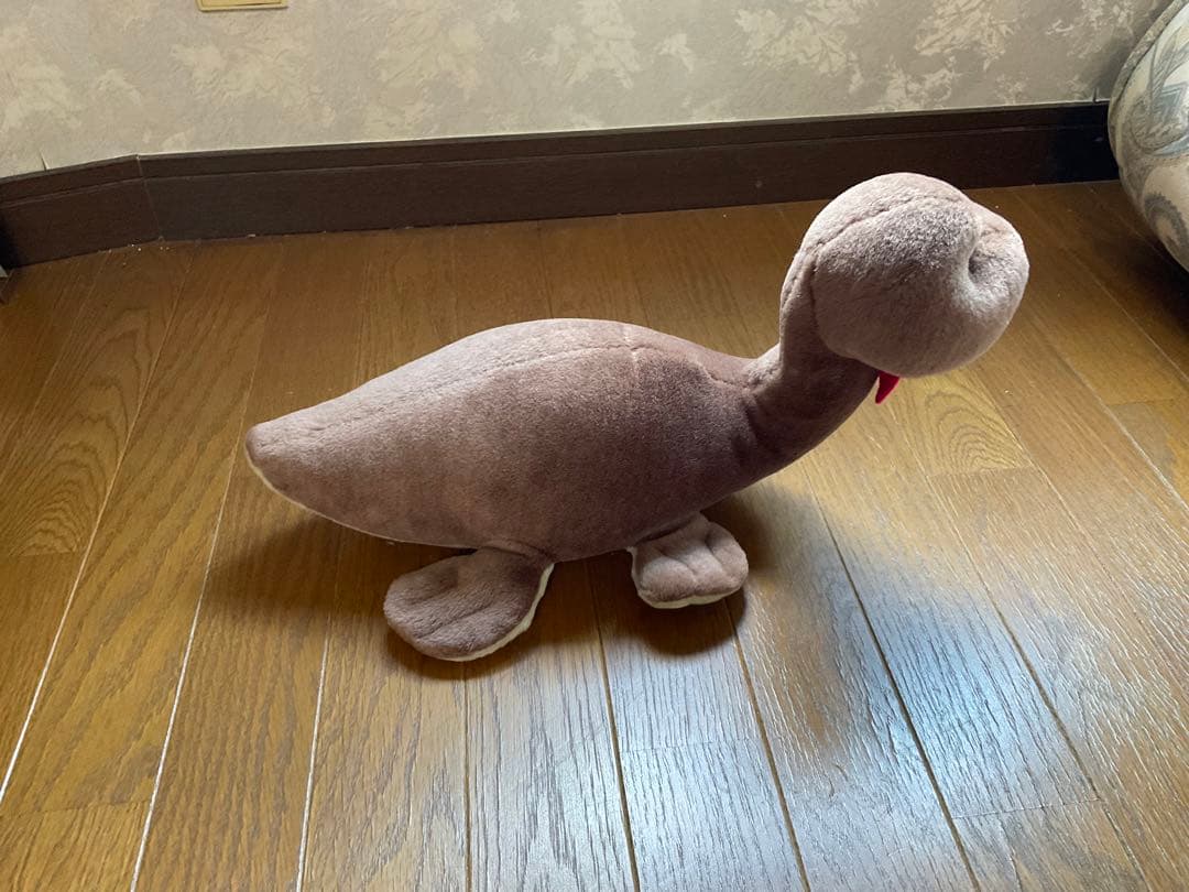 イッシーぬいぐるみB。鹿児島県池田湖のお土産品　【新品に近いものです】。