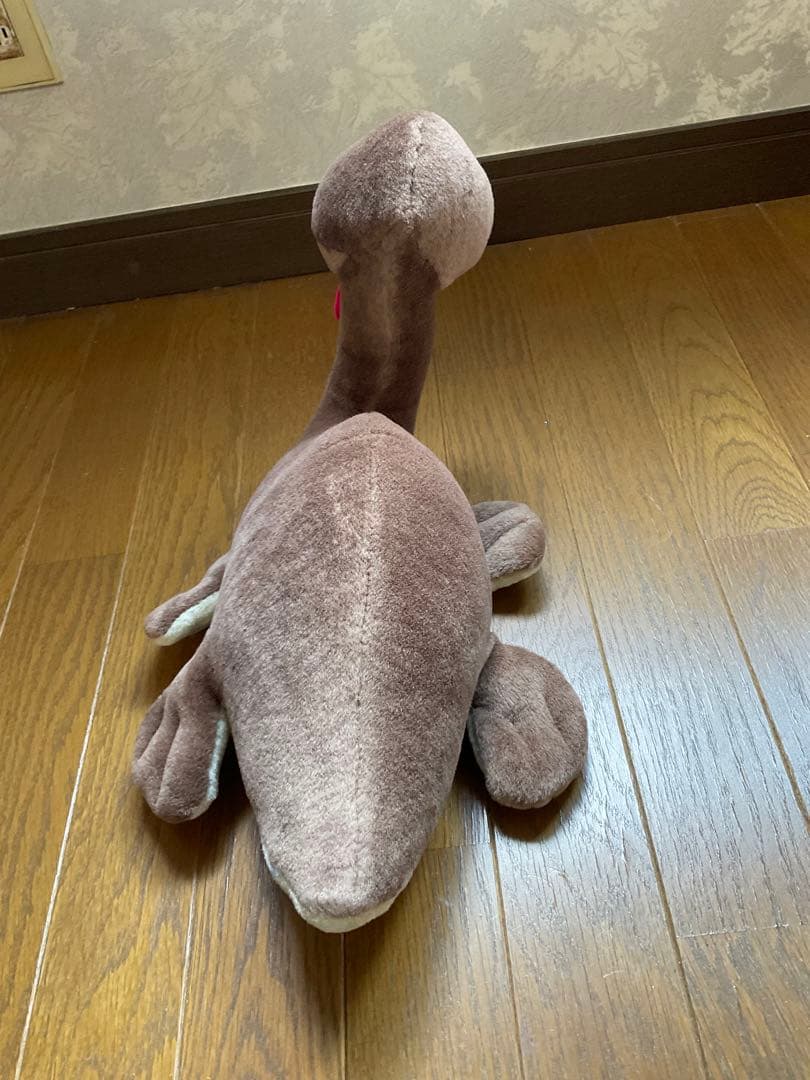 イッシーぬいぐるみB。鹿児島県池田湖のお土産品　【新品に近いものです】。