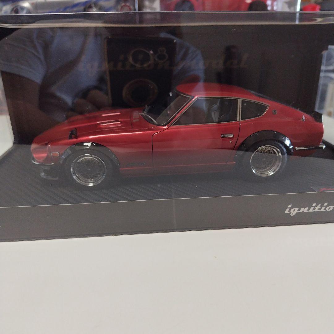 イグニッションモデル　1/18 日産フェアレディZ S30 メタリックレッド