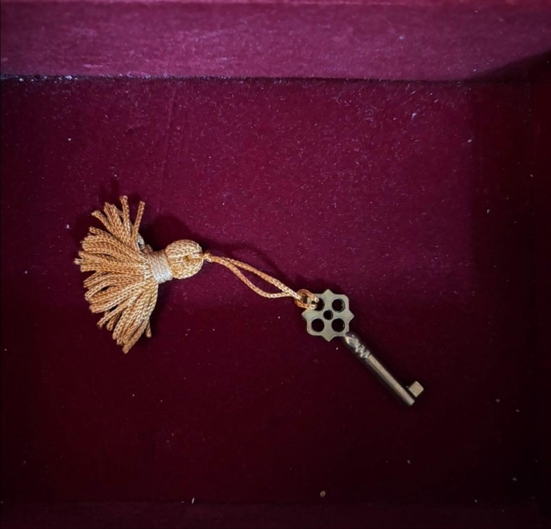 FPF★装飾的な木製オルゴールボックス★ イタリア製 象嵌 オルゴール★