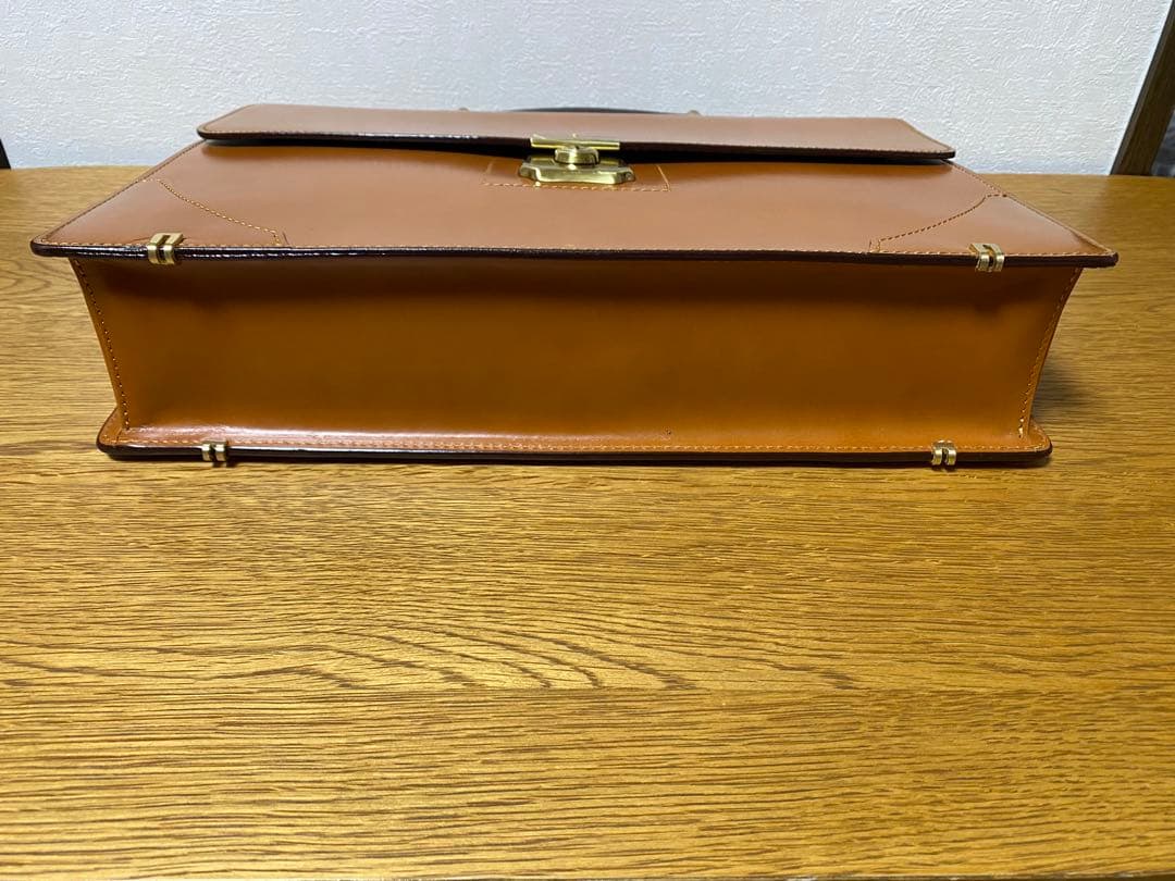 Aquascutum アクアスキュータム　ビジネスバック /ブリーフケース