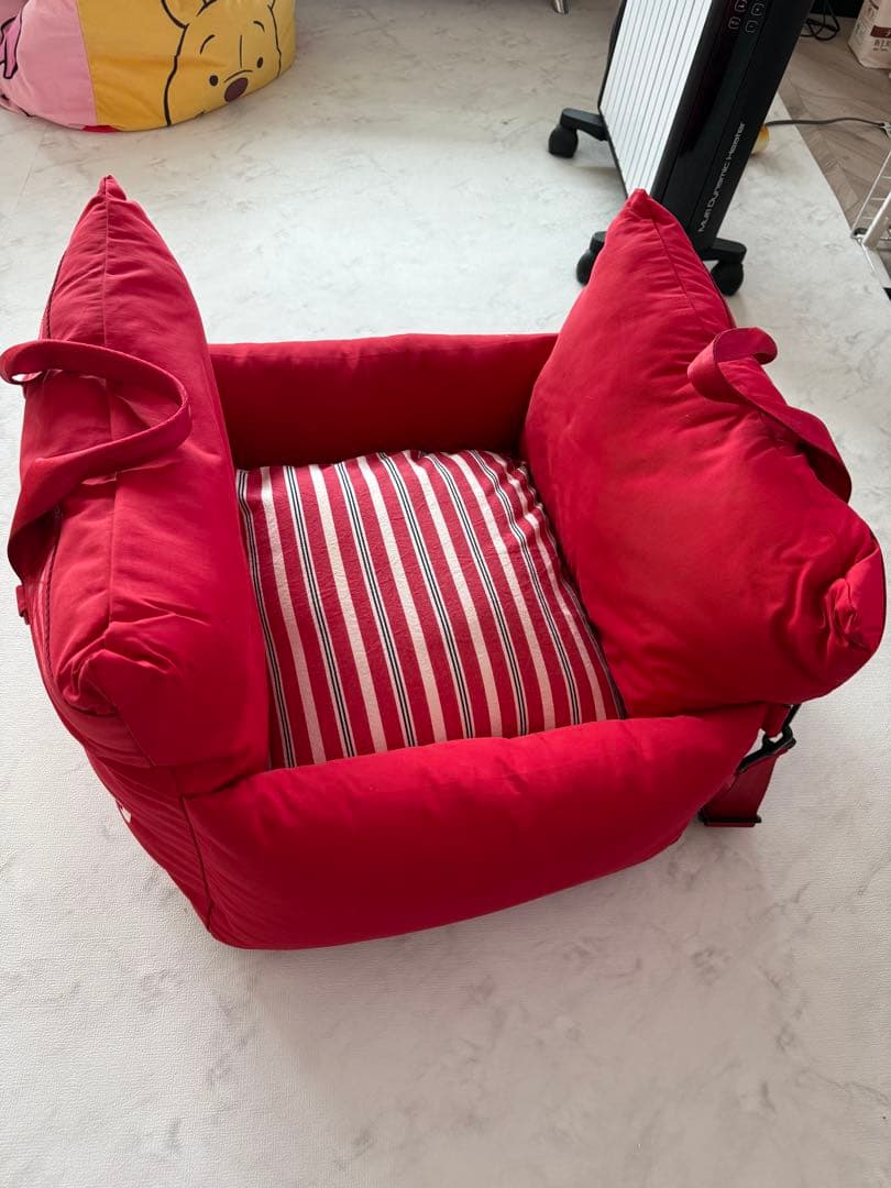MONCHOUCHOU ペット用カーシート、ベッド　RED