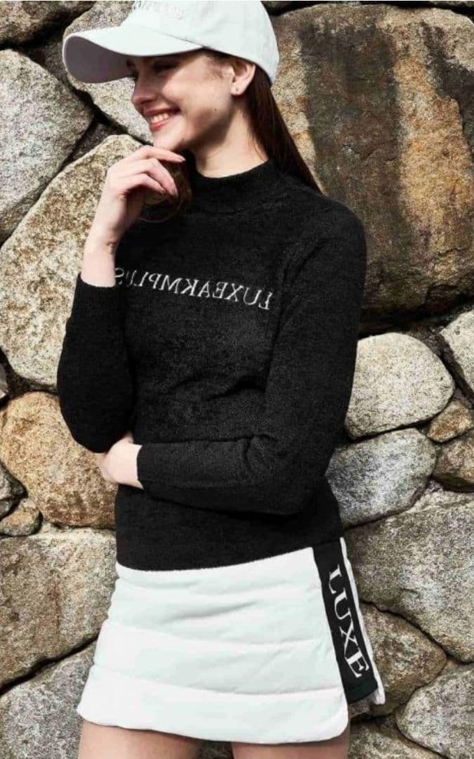 新品☆LUXEAKMPLUS☆フラッフィーニット&スカートセットアップ上下M黒