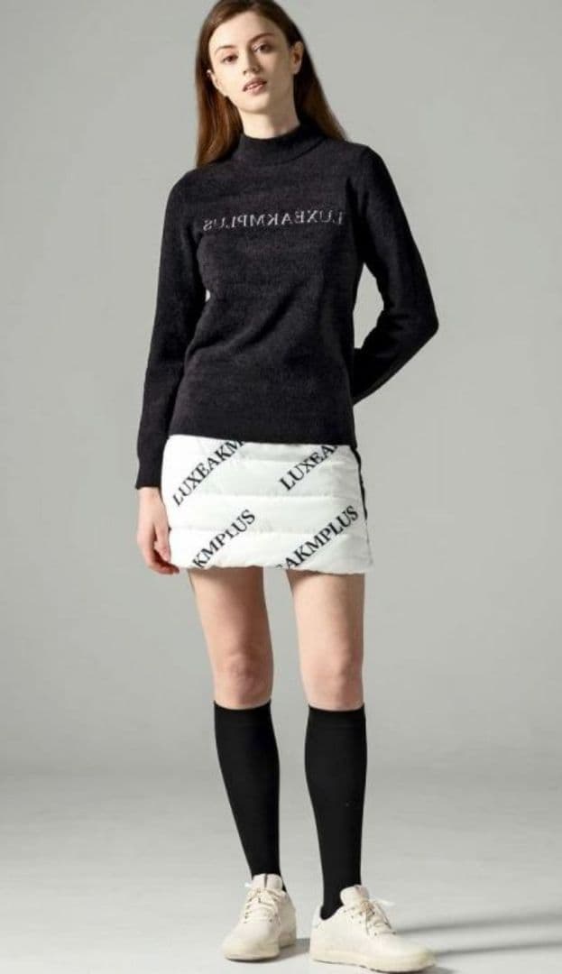 新品☆LUXEAKMPLUS☆フラッフィーニット&スカートセットアップ上下M黒