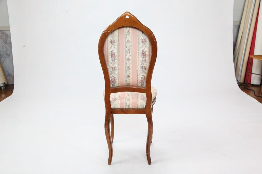 ロココ調西洋風木製椅子 ピンクとクリーム