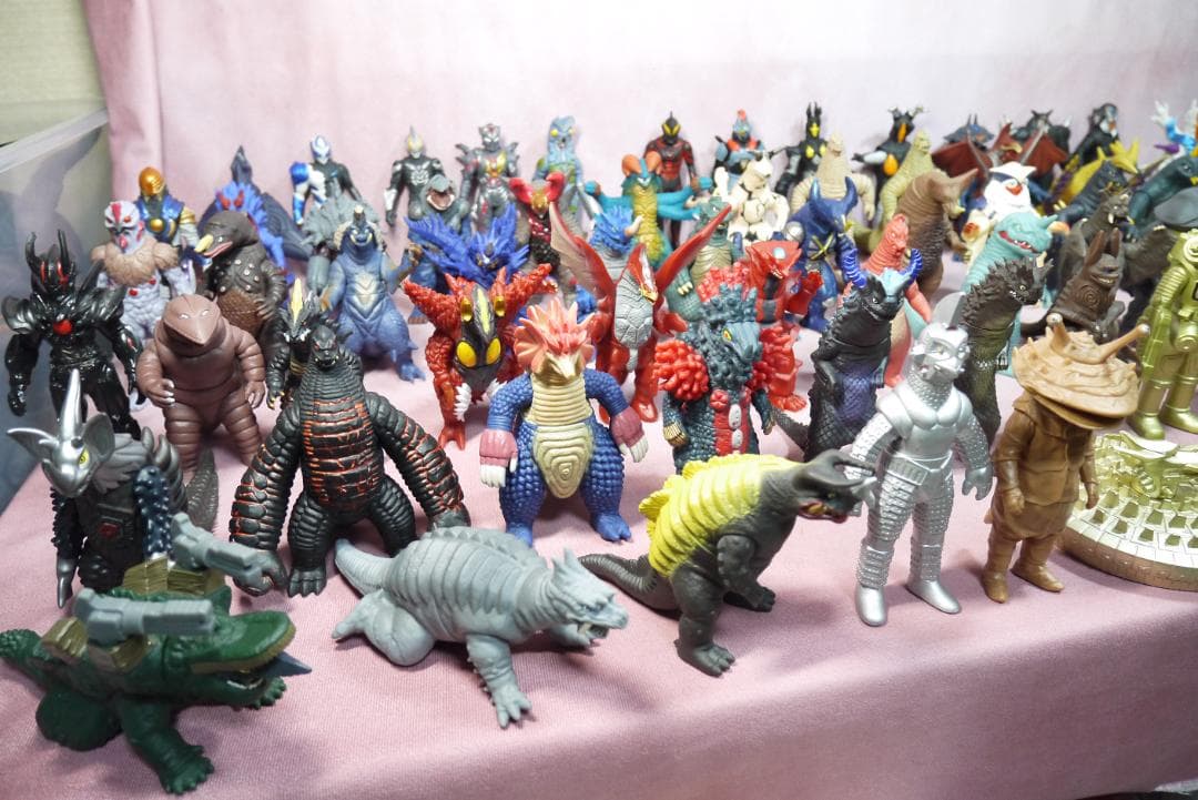 ウルトラ怪獣シリーズ500　怪獣ソフビ　83体セット