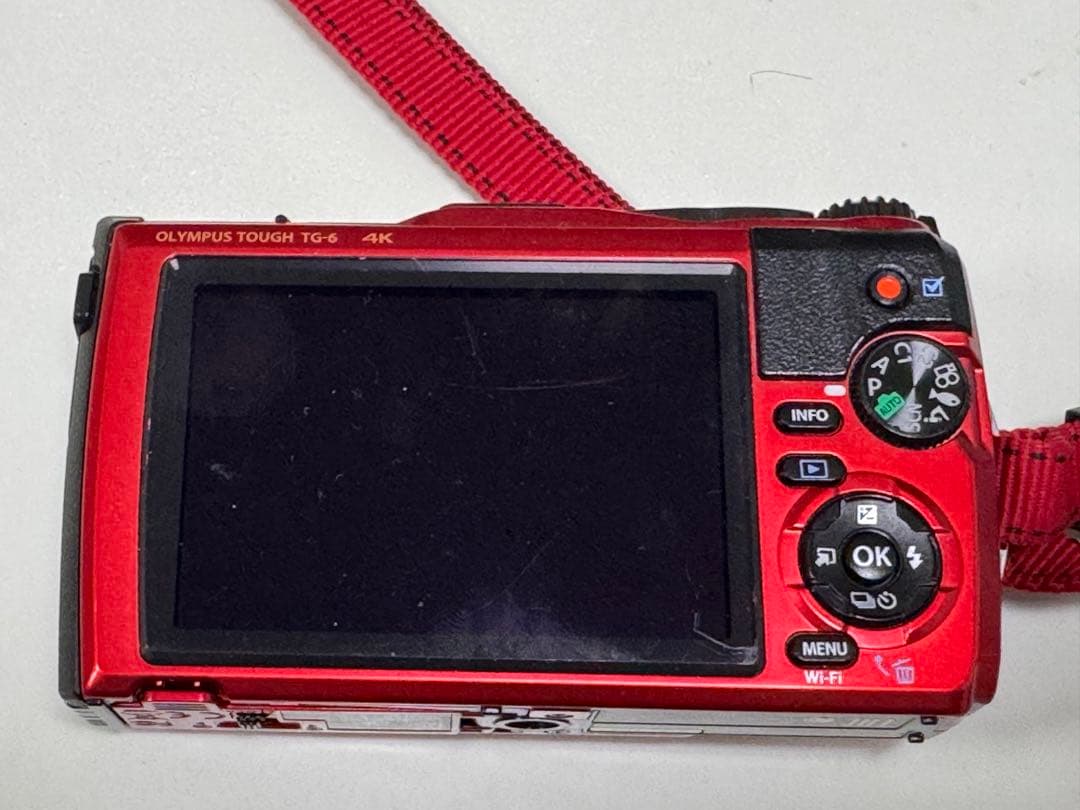 ジャンク　オリンパスデジカメ　TG-6