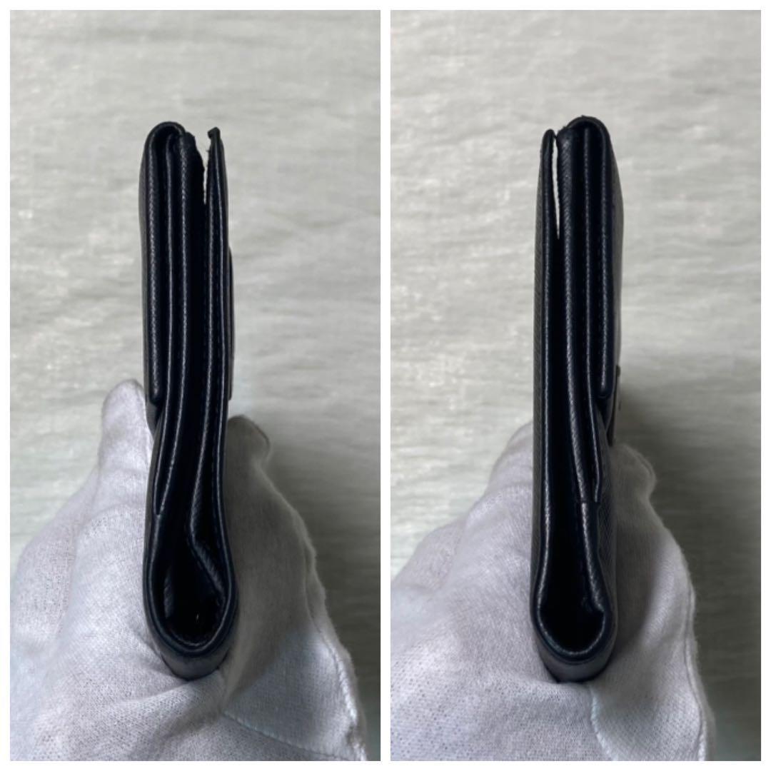 早い者勝ち　美品　PRADA プラダ　二つ折り　折りたたみ　フラップ　三角ロゴ