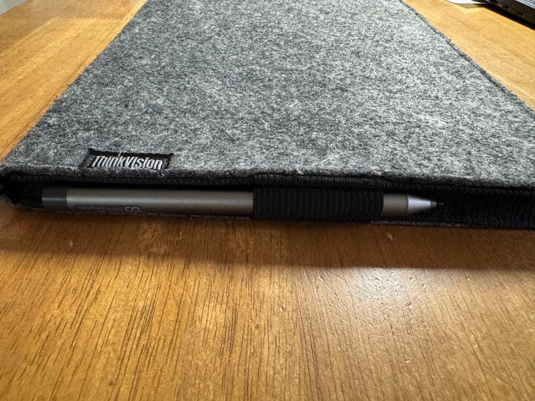 Lenovo ThinkVision M14t モバイルモニター