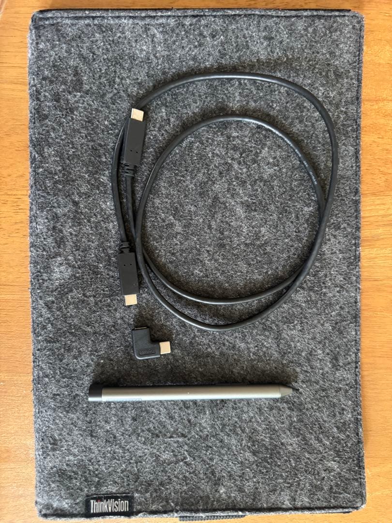 Lenovo ThinkVision M14t モバイルモニター