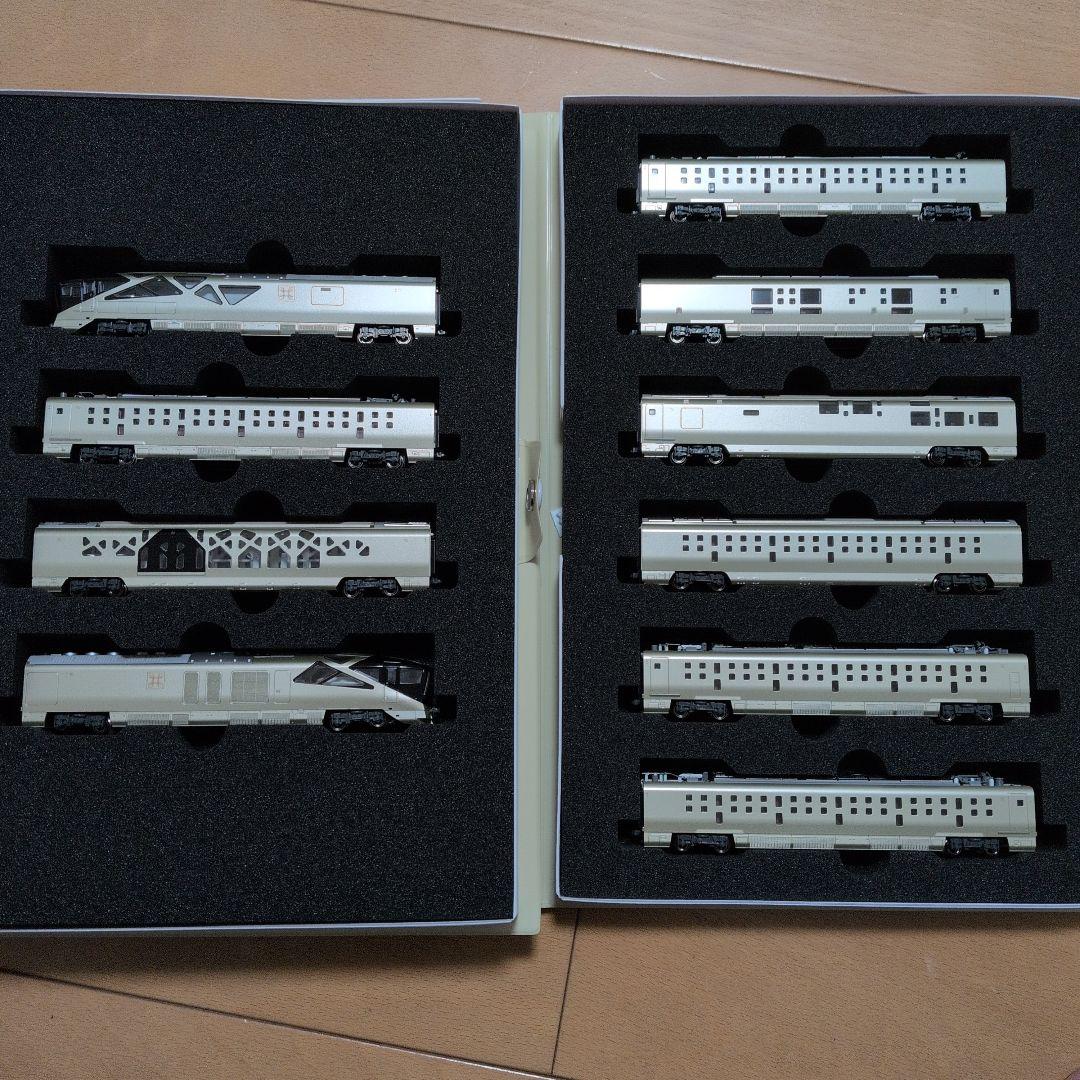 KATO E001形　 TRAIN SUITE 四季島　室内灯付き