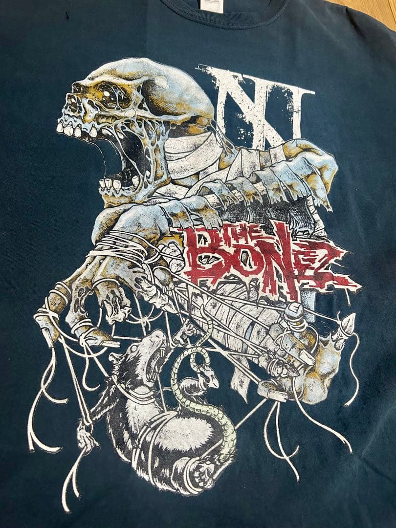 ✴︎The BONEZ Damaged Skull Tee Tシャツ L