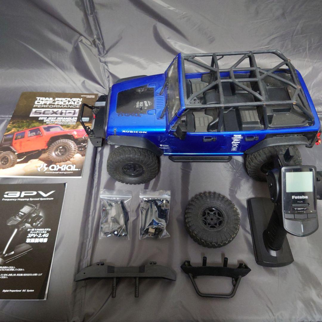 ホビーラジコン AXIAL SCX10 2012 JEEP WRANGLER