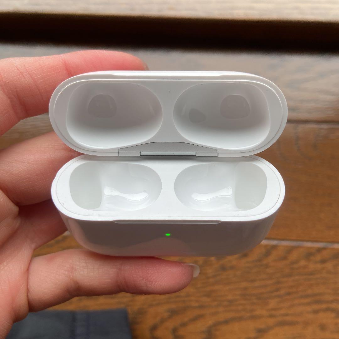 Apple AirPods Pro MLWK3JA 充電器 ケース 正規品