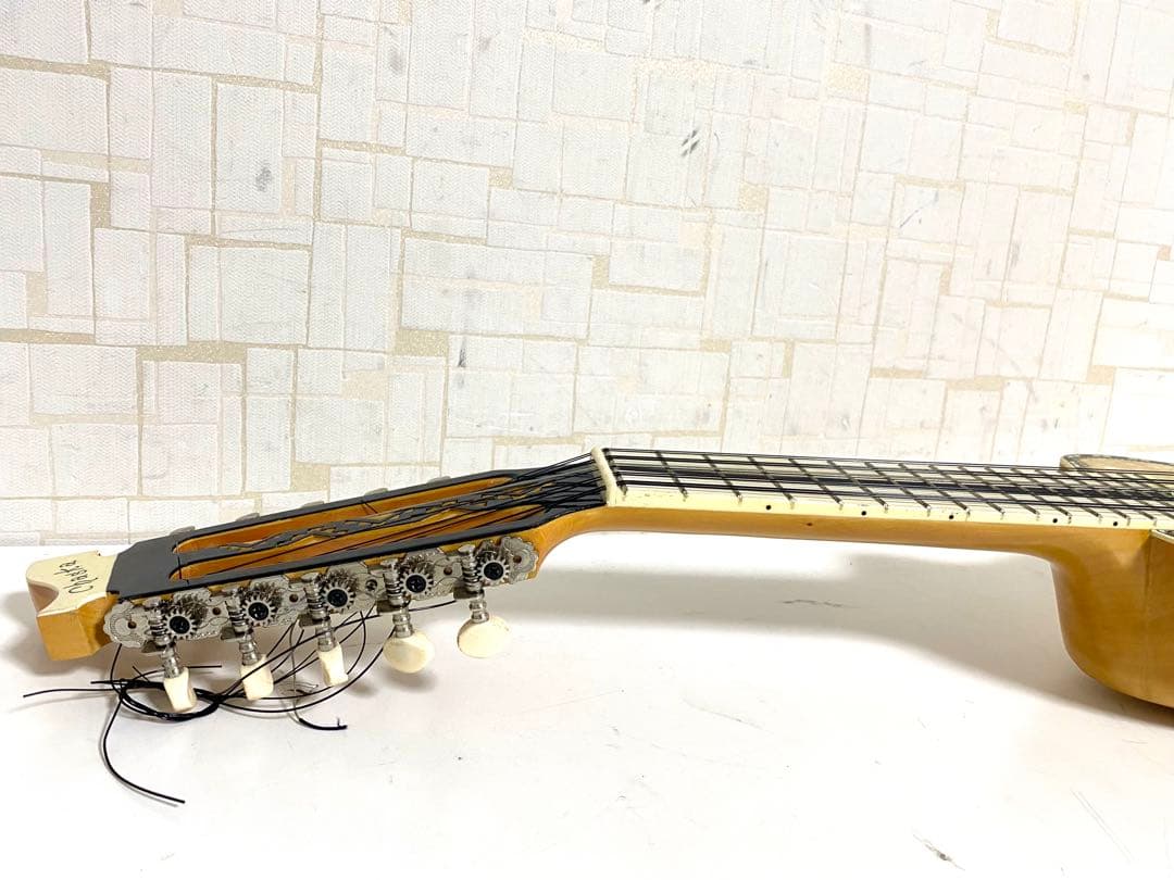 Chaska エレキチャランゴ ボリビア製 希少 レア イコライザー ケース付き