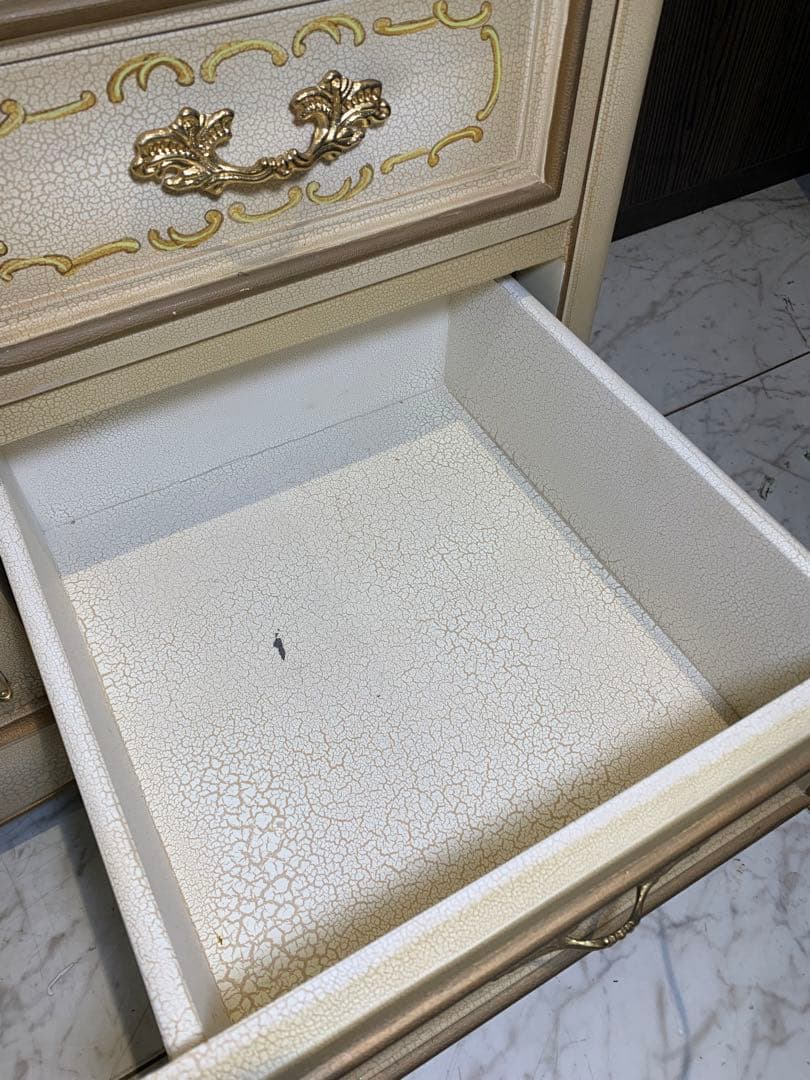 ☆送料無料☆ アンティーク　キャビネット