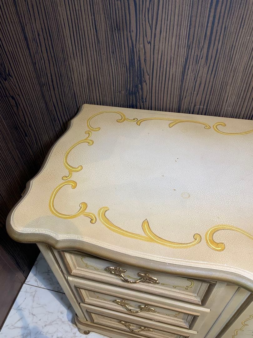 ☆送料無料☆ アンティーク　キャビネット