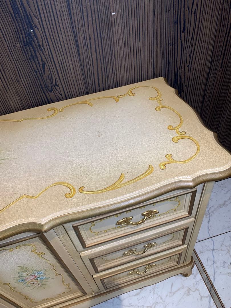 ☆送料無料☆ アンティーク　キャビネット