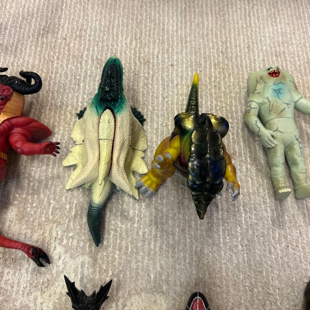 ウルトラマン&ウルトラ怪獣ソフビフィギュア40体まとめ売り